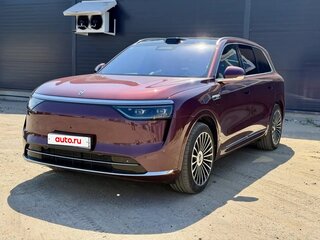 2025 Aito M8 53.4 kWh, красный, 7990000 рублей, вид 1