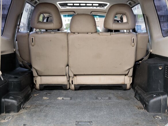 2000 Mitsubishi Pajero III, чёрный - вид 13