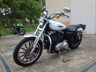 2007 Harley-Davidson XL1200, белый, 750000 рублей, вид 3