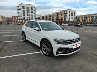 2019 Volkswagen Tiguan II, белый, 3990000 рублей, вид 1