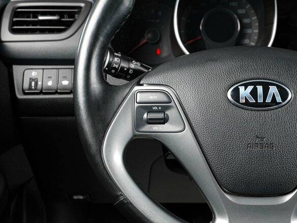2016 Kia Rio III Рестайлинг, чёрный - вид 13