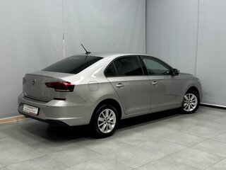 2021 Volkswagen Polo VI, серебристый, 1342000 рублей, вид 2