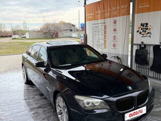2010 BMW 7 серии 750i xDrive V (F01/F02/F04), чёрный, 990000 рублей, вид 2