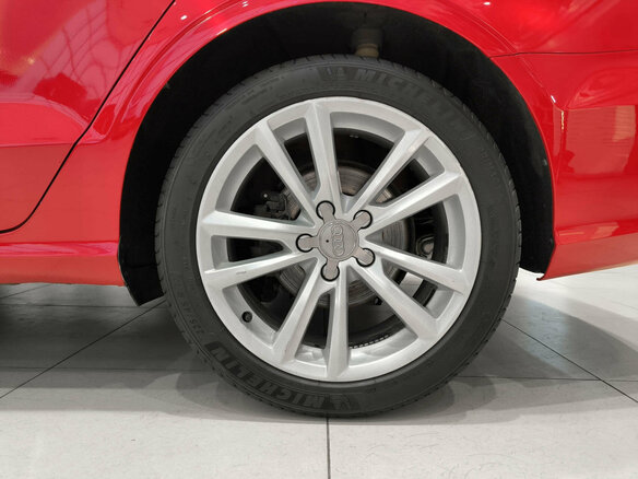 2013 Audi A3 III (8V), красный, 1250000 рублей - вид 17