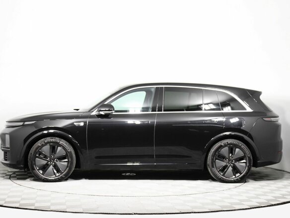 2025 Li Auto (Lixiang) L7 52.3 kWh I Рестайлинг, чёрный, 10590000 рублей - вид 1