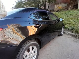 2014 Toyota Corolla XI (E160, E170, E180), чёрный, 1080000 рублей, вид 3
