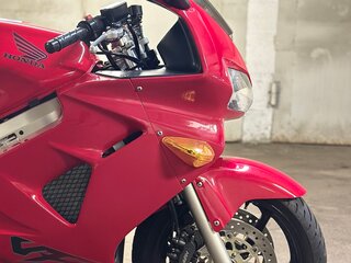 1999 Honda VFR 800, красный, 450000 рублей, вид 3