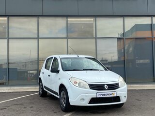 2011 Renault Sandero I, белый, 381000 рублей, вид 2