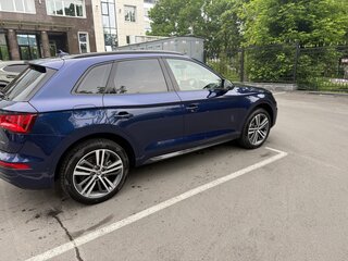 2018 Audi Q5 II (FY), синий, 2950000 рублей, вид 2