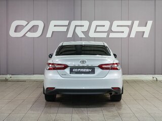 2021 Toyota Camry VIII (XV70), белый, 3289000 рублей, вид 4