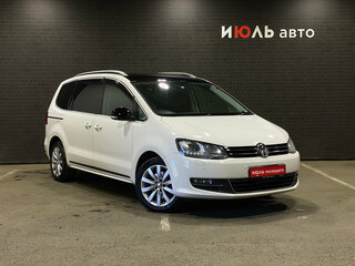 2011 Volkswagen Sharan II, белый, 1435000 рублей, вид 3