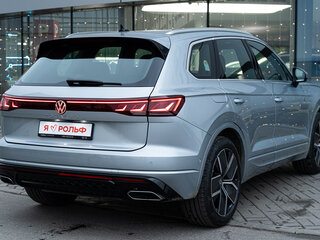 2026 Volkswagen Touareg III Рестайлинг, серый, 13620000 рублей, вид 4