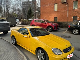 2000 Mercedes-Benz SLK-Класс 200 I (R170) Рестайлинг, жёлтый, 1250000 рублей, вид 5