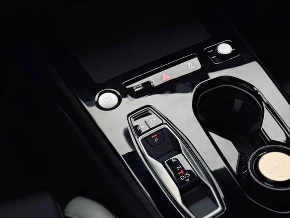 2026 Audi A5 L III (B10), чёрный, 5754688 рублей - вид 7
