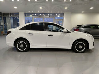 2015 Chevrolet Cruze I Рестайлинг, белый, 615000 рублей, вид 4
