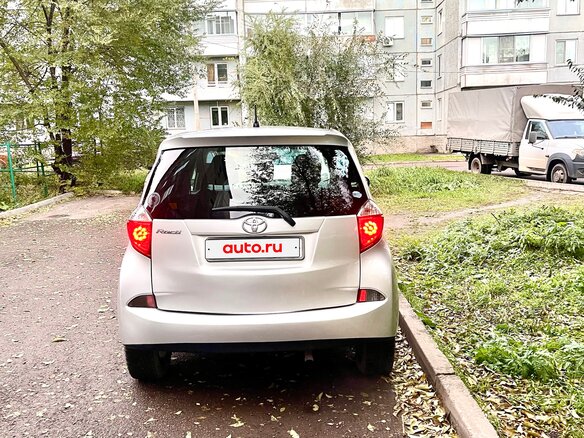 2012 Toyota Ractis II, серый - вид 4