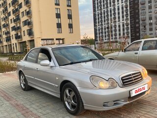 2005 Hyundai Sonata ТагАЗ IV (EF) Рестайлинг, серый, 400000 рублей, вид 3