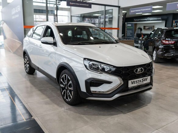 2026 Lada (ВАЗ) Vesta SW Cross I Рестайлинг (NG), белый, 2246000 рублей - вид 2