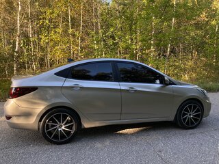 2011 Hyundai Solaris I, бежевый, 700000 рублей, вид 5