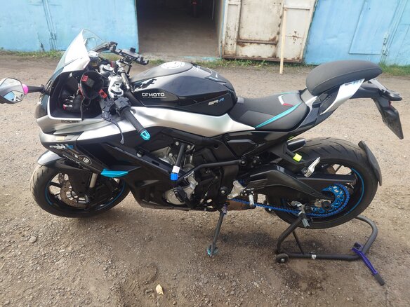 2025 CFMoto 675SR-R, чёрный, 700000 рублей - вид 23