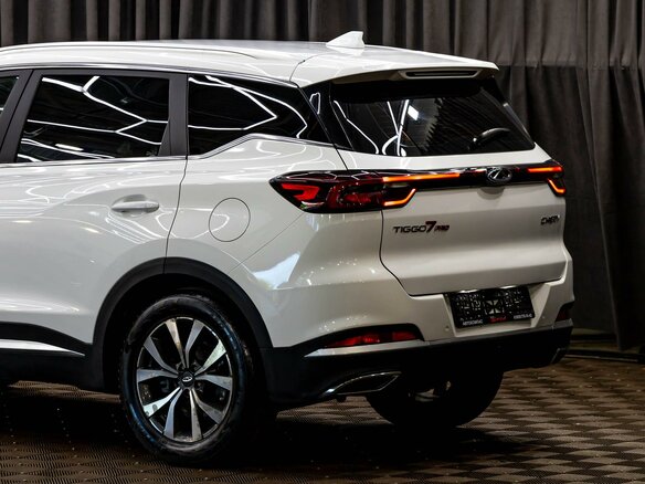 2023 Chery Tiggo 7 Pro Max I, белый, 1415000 рублей - вид 9