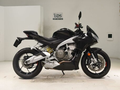 2022 Aprilia Tuono 660, чёрный, 1000000 рублей, вид 2