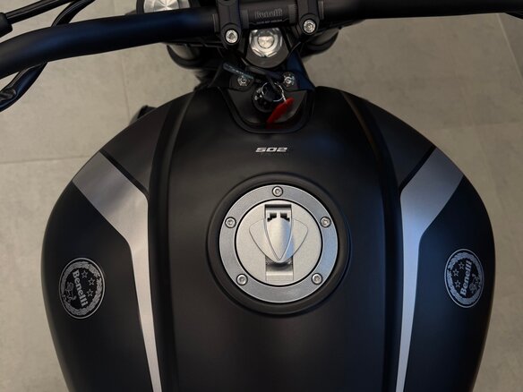 2026 Benelli 502 C, чёрный, 599000 рублей - вид 9