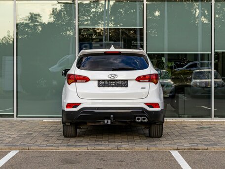 2017 Hyundai Santa Fe III Рестайлинг, белый, 1855000 рублей, вид 5