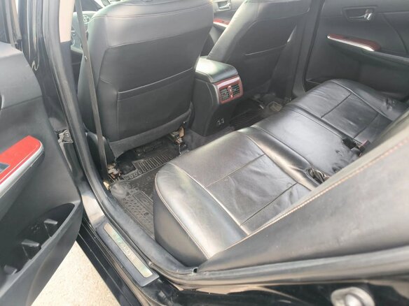 2012 Toyota Camry VII (XV50), чёрный, 1220000 рублей - вид 15