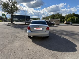 2014 Volkswagen Polo V, серый, 980000 рублей, вид 4