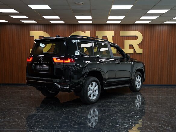 2026 Toyota Land Cruiser 300 Series, чёрный, 13881660 рублей - вид 6