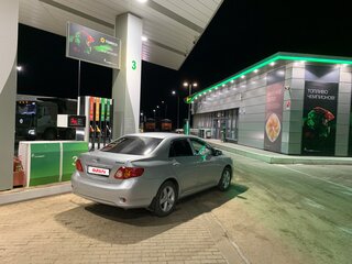 2007 Toyota Corolla X (E140, E150), серебристый, 690000 рублей, вид 2