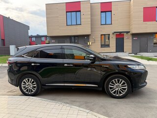 2018 Toyota Harrier III (XU60) Рестайлинг, чёрный, 2600000 рублей, вид 3