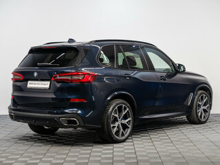 2019 BMW X5 M50d IV (G05/G18), чёрный, 6550000 рублей, вид 5