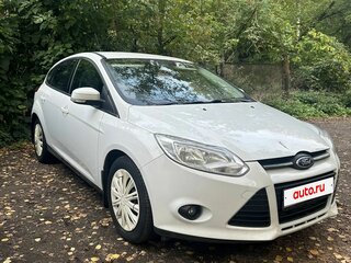 2014 Ford Focus III, белый, 850000 рублей, вид 3