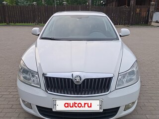 2013 Skoda Octavia II (A5) Рестайлинг, белый, 849000 рублей, вид 2