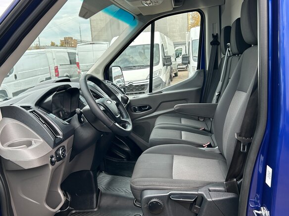 2019 Ford Transit, синий, 2450000 рублей - вид 9