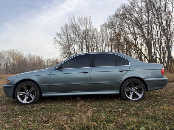 2001 BMW 5 серии 525i IV (E39) Рестайлинг, зелёный, 850000 рублей - вид 5