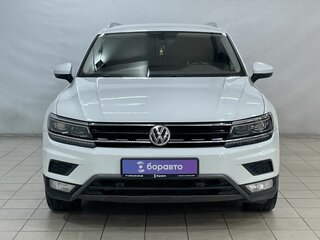 2016 Volkswagen Tiguan II, белый, 2250000 рублей, вид 3