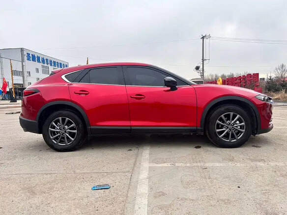 2023 Mazda CX-4 I Рестайлинг, красный, 1780000 рублей - вид 3