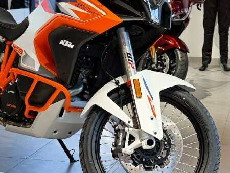 2024 KTM 1290 Super Adventure R, белый, 1920000 рублей - вид 2