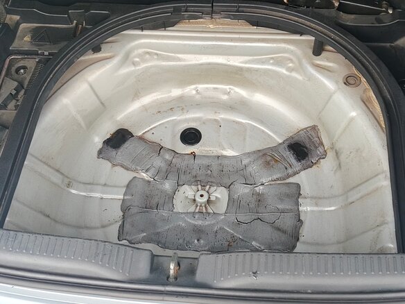2008 Toyota Auris I, голубой, 600000 рублей - вид 11