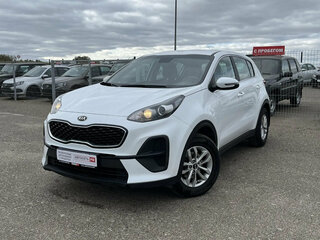 2021 Kia Sportage IV Рестайлинг, белый, 2358579 рублей, вид 3