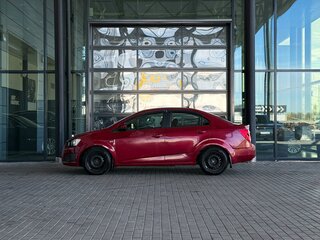 2013 Chevrolet Aveo II, красный, 449000 рублей, вид 4