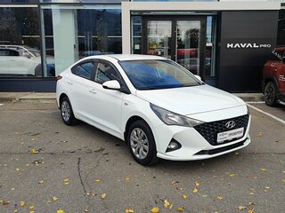 2020 Hyundai Solaris II Рестайлинг, белый, 1209000 рублей, вид 3