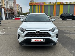 2019 Toyota RAV4 V (XA50), белый, 3300000 рублей, вид 2