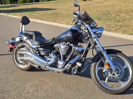 2010 Yamaha XV 1900, чёрный, 900000 рублей, вид 2