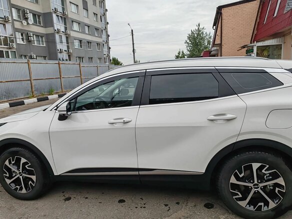 2025 Kia Sportage V, белый, 4950000 рублей - вид 3