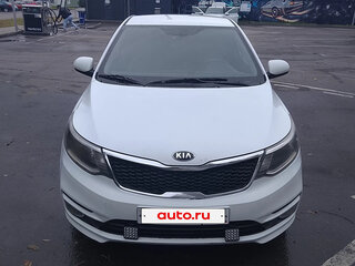 2017 Kia Rio III Рестайлинг, белый, 649000 рублей, вид 2