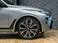 2026 BMW X7 40i I (G07) Рестайлинг, серый, 18490000 рублей - вид 6